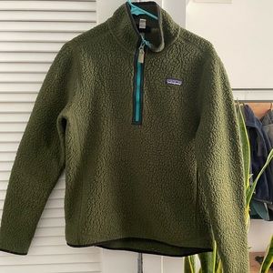 Patagonia retro pile quarter zip fleece